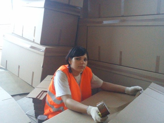 Логотипы: Завод"Форесия АДП",должность-обработчик изделий из пластмасс